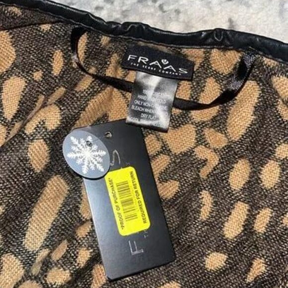 Womens outerwear - Picture 2 of 3